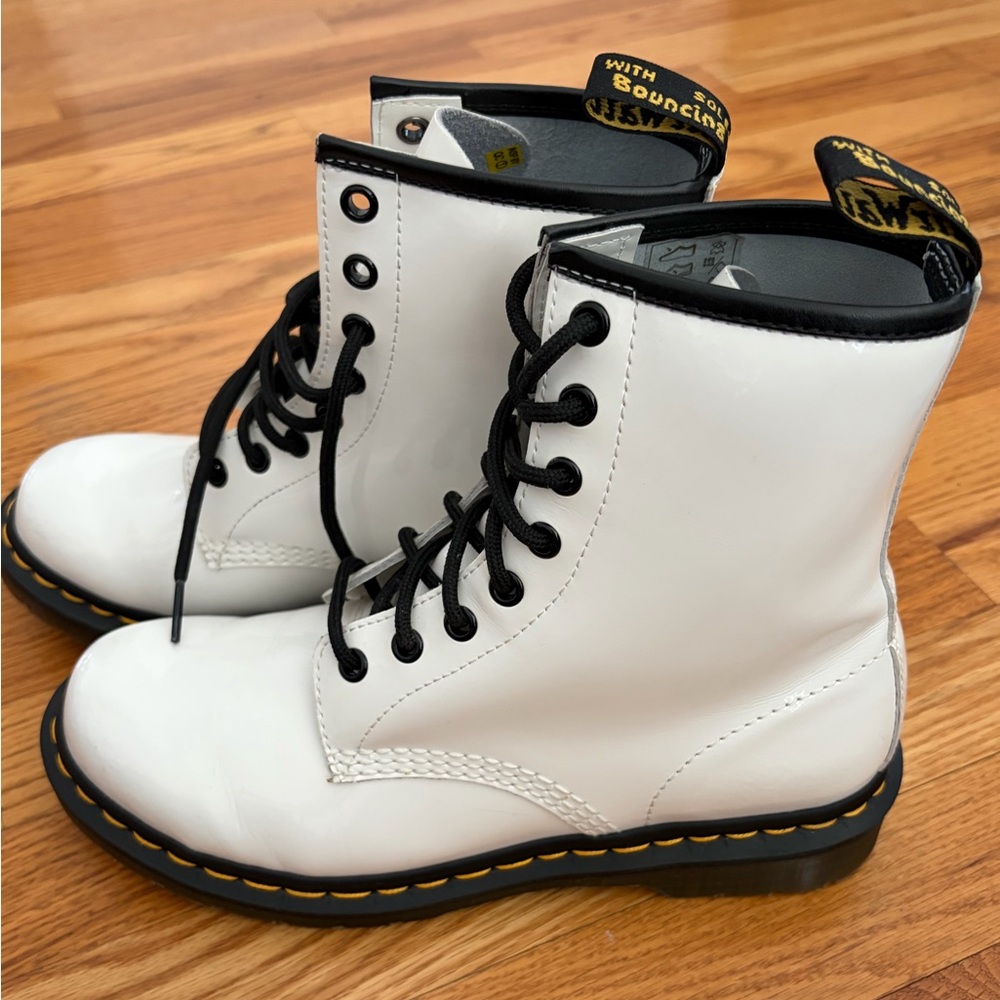 Dr. Martens 1460 Patent Leather Boot🤍
